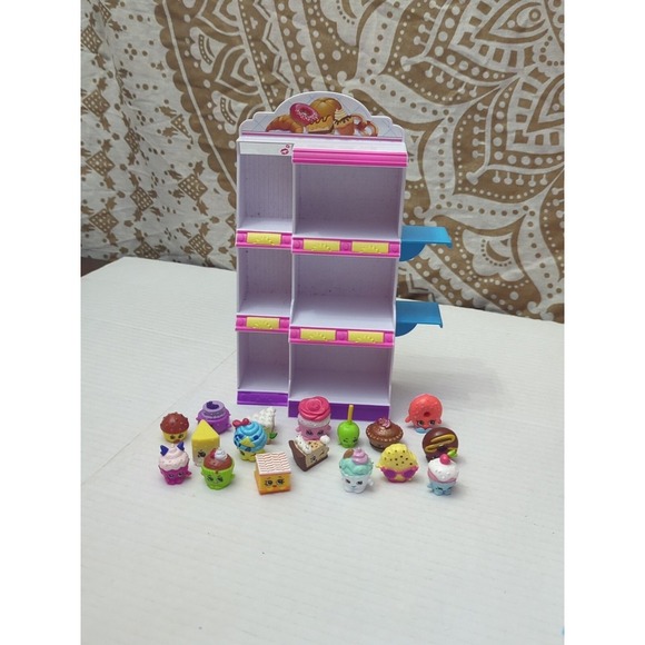 Shopkins Lot Bakery Stand Pie Cupcake Cookie Donut Cake Figures Ect - Picture 1 of 5